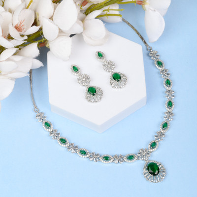 KD JEWELLERS Brass Brass Green Jewellery Set(Pack of 1)