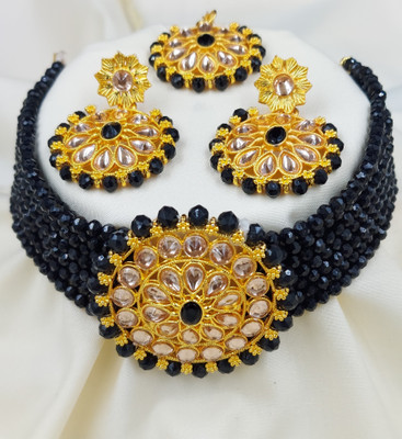 Ruhi Alloy Gold-plated Black, Gold Jewellery Set(Pack of 1)