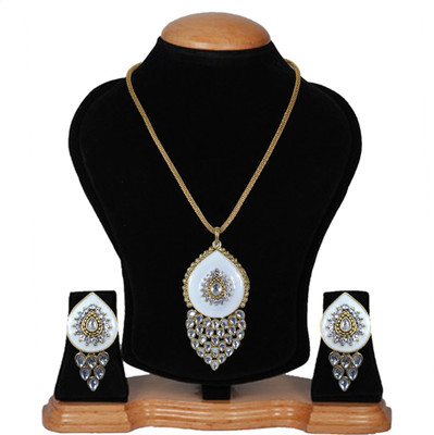 Darsha Collections Brass, Alloy Gold-plated White Jewellery Set(Pack of 1)