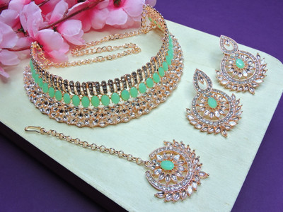 VATSALYA creation Alloy Gold-plated Green Jewellery Set(Pack of 1)
