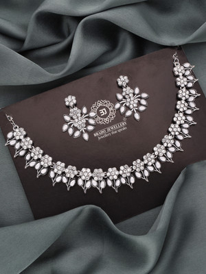 Alasca Brass Gold-plated Silver, White Jewellery Set(Pack of 1)