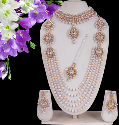 URBANELA Plastic, Alloy Gold-plated White Jewellery Set(Pack of 1)