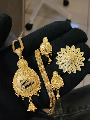 Bhagavati creation Brass Gold-plated Gold Jewellery Set(Pack of 1)