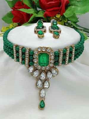 MAHADEV Alloy Gold-plated Green Jewellery Set(Pack of 1)