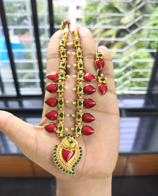 Joyful Alloy Gold-plated Red Jewellery Set(Pack of 1)