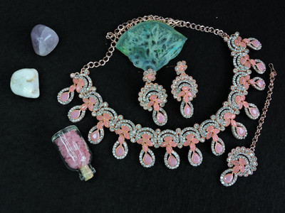 VATSALYA creation Alloy Gold-plated Pink Jewellery Set(Pack of 1)