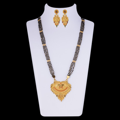 VEMISHTI Alloy Gold-plated Gold Jewellery Set(Pack of 1)