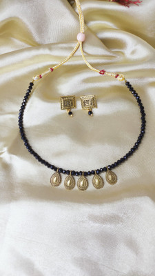 Prakriti Collection Crystal Black Jewellery Set(Pack of 1)