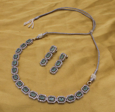 DazzleDream Copper Silver Green Jewellery Set(Pack of 3)