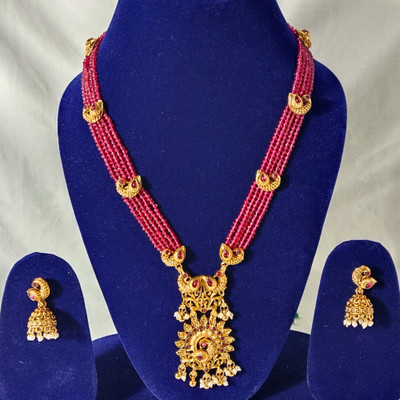 vistara Brass Gold-plated Maroon Jewellery Set(Pack of 1)