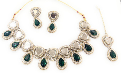 UWISH Alloy Green Jewellery Set(Pack of 1)