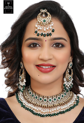 Vinayak Alloy Gold-plated Green Jewellery Set(Pack of 1)