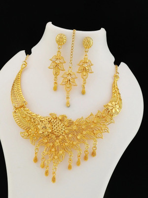 TAGADO Brass Gold Jewellery Set(Pack of 1)