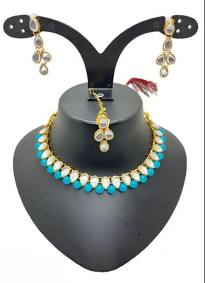 V.V. Sons Alloy Gold-plated Green Jewellery Set(Pack of 1)
