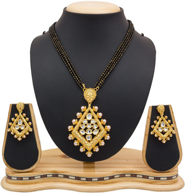AADITA Alloy Gold-plated Black, Gold Jewellery Set(Pack of 1)