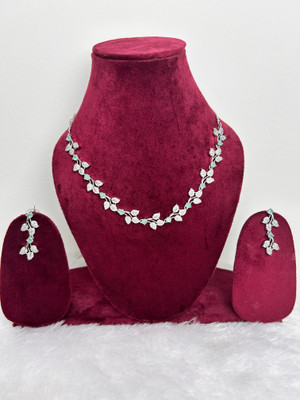 Kishori jewels Brass Green Jewellery Set(Pack of 1)