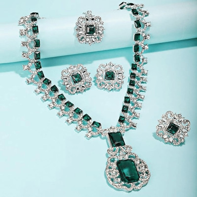 SKG Fashion Store Alloy Silver Green Jewellery Set(Pack of 1)