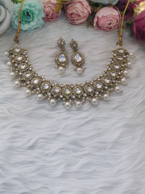 Reesha Jewel Brass White Jewellery Set(Pack of 3)