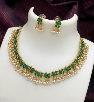 Radian Alloy Gold-plated Green Jewellery Set(Pack of 1)