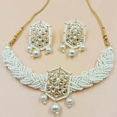 Padak Jewels Alloy Gold-plated White Jewellery Set(Pack of 1)