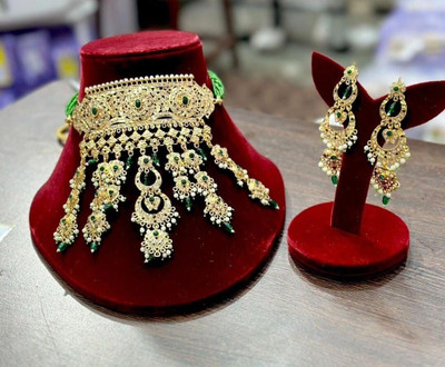 Mk Jewellery Alloy Gold-plated Green Jewellery Set(Pack of 1)