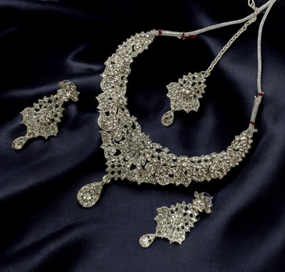 Rukma Alloy Rhodium White Jewellery Set(Pack of 1)