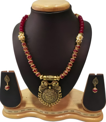 Geesa Alloy Maroon Jewellery Set(Pack of 1)