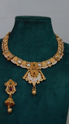 Vinika Elegant Jewels Alloy Gold-plated Multicolor, Gold Jewellery Set(Pack of 2)