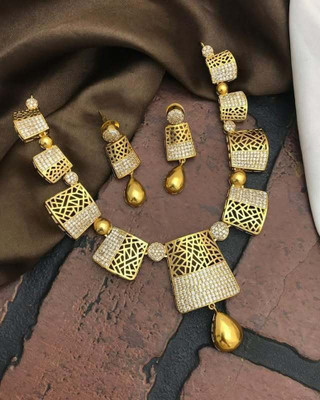 Rangrozo Jewellery Brass, Alloy Gold-plated Gold Jewellery Set(Pack of 1)