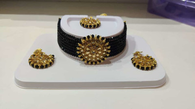 AMHRIK IMITATION Brass Black, Gold Jewellery Set(Pack of 1)