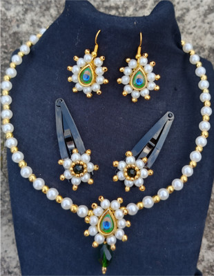 yesankar Crystal, Copper Gold-plated Green, White, Gold Jewellery Set(Pack of 1)
