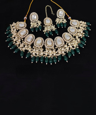 Lucentarts Jewellery Alloy Gold-plated Green Jewellery Set(Pack of 3)