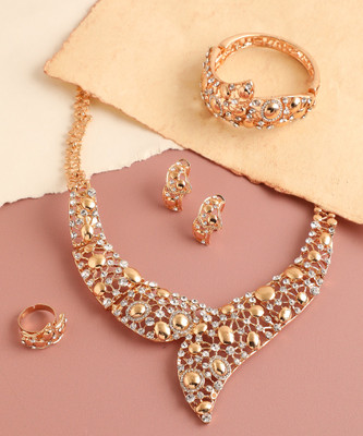 SOHI Alloy Gold-plated White Jewellery Set(Pack of 1)