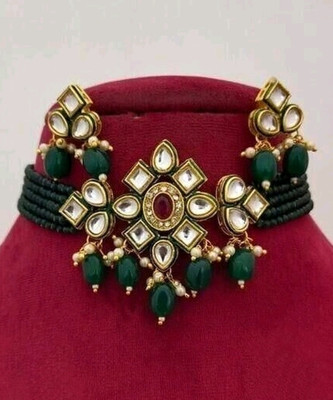 UNNATI JEWEL Alloy Gold-plated Green Jewellery Set(Pack of 1)