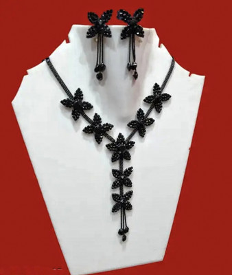 blush bella Alloy Black Silver Black Jewellery Set(Pack of 1)