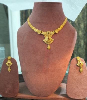 urvashi jewels Brass Gold-plated Gold Jewellery Set(Pack of 1)