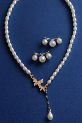 DEV VARNIKA Alloy Gold-plated White Jewellery Set(Pack of 3)