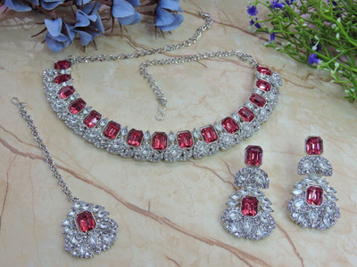 VATSALYA creation Alloy Gold-plated Pink Jewellery Set(Pack of 1)