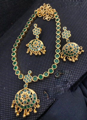 PBM CREATIONS Copper Gold-plated Green Jewellery Set(Pack of 1)