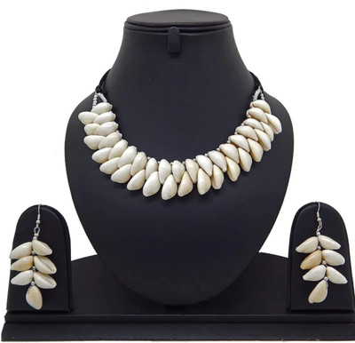oplera spark Shell White Jewellery Set(Pack of 1)