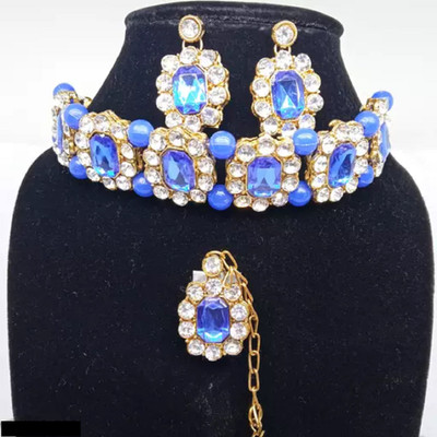 CATALYST Crystal Gold-plated Black, White Jewellery Set(Pack of 1)