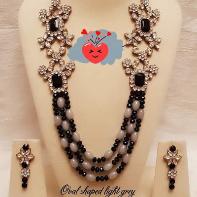White pearl Alloy Gold-plated Grey, Black Jewellery Set(Pack of 1)