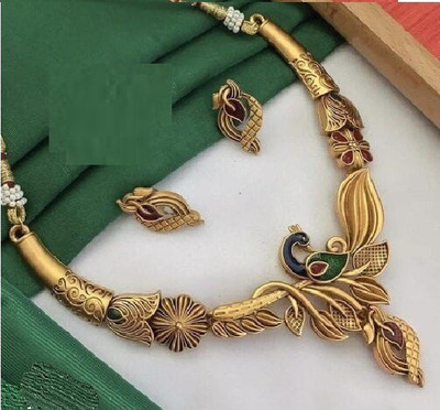 Manmohini Alloy Gold-plated Gold, Black Jewellery Set(Pack of 1)