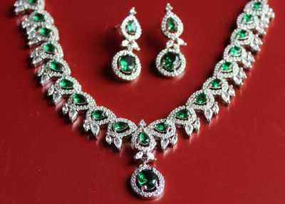 DENICRAAS Alloy Silver Green Jewellery Set(Pack of 1)