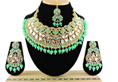 VATSALYA creation Alloy Gold-plated Green Jewellery Set(Pack of 1)