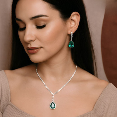V.V. Sons Stone, Mother of Pearl Green Jewellery Set(Pack of 1)