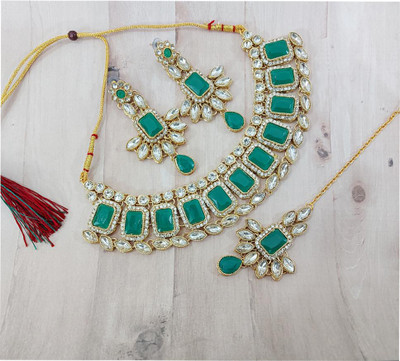 Chrishan Alloy Gold-plated Green Jewellery Set(Pack of 1)