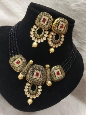 Henuka Brass Gold-plated Black Jewellery Set(Pack of 1)