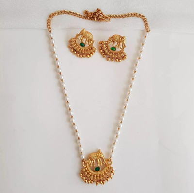 house of common Alloy Gold-plated Green Jewellery Set(Pack of 1)