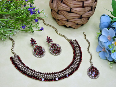 VATSALYA creation Alloy Gold-plated Maroon Jewellery Set(Pack of 1)
